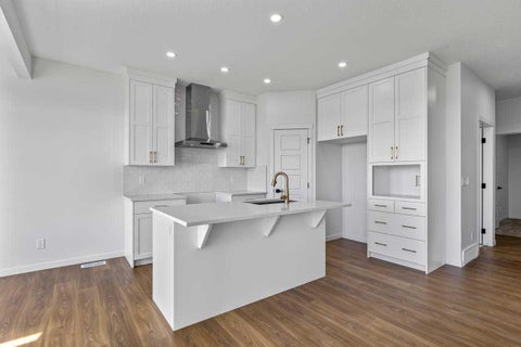 Photo of 131 Corner Glen Grove NE, Calgary, AB T3N 2S3 (MLS # A2312347)
