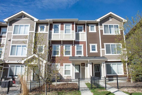 Photo of 197 Sundown Road, Cochrane, AB T4C 2M6 (MLS # A2308329)