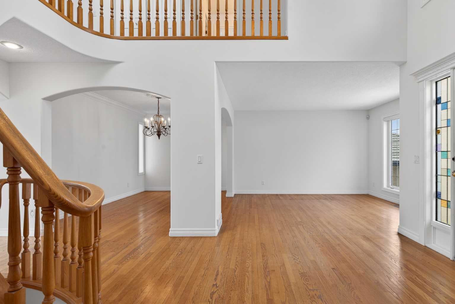 255 Hamptons Terrace NW