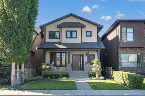 Photo of 2411 31 Street SW, Calgary, AB T3E 2N6 (MLS # A2298077)