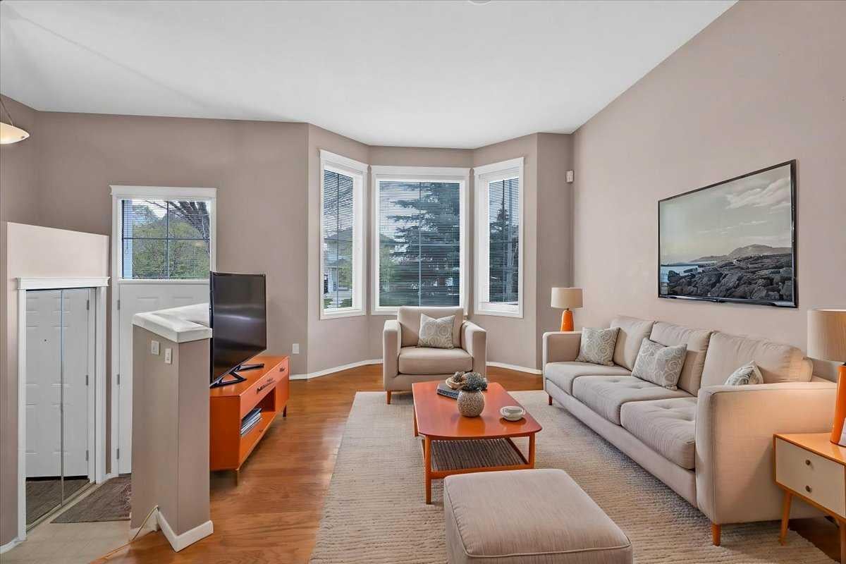 231 Tuscany Drive NW