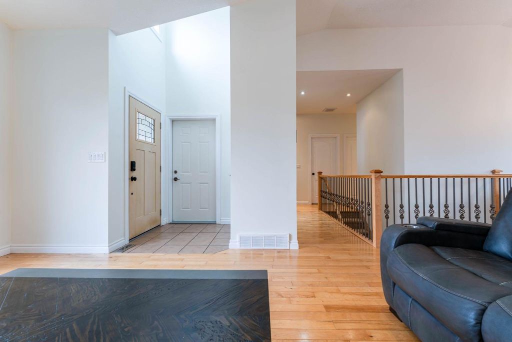 Photo of 1258 1 Avenue NW, Drumheller, AB T0J 0Y1 (MLS # A2305490)