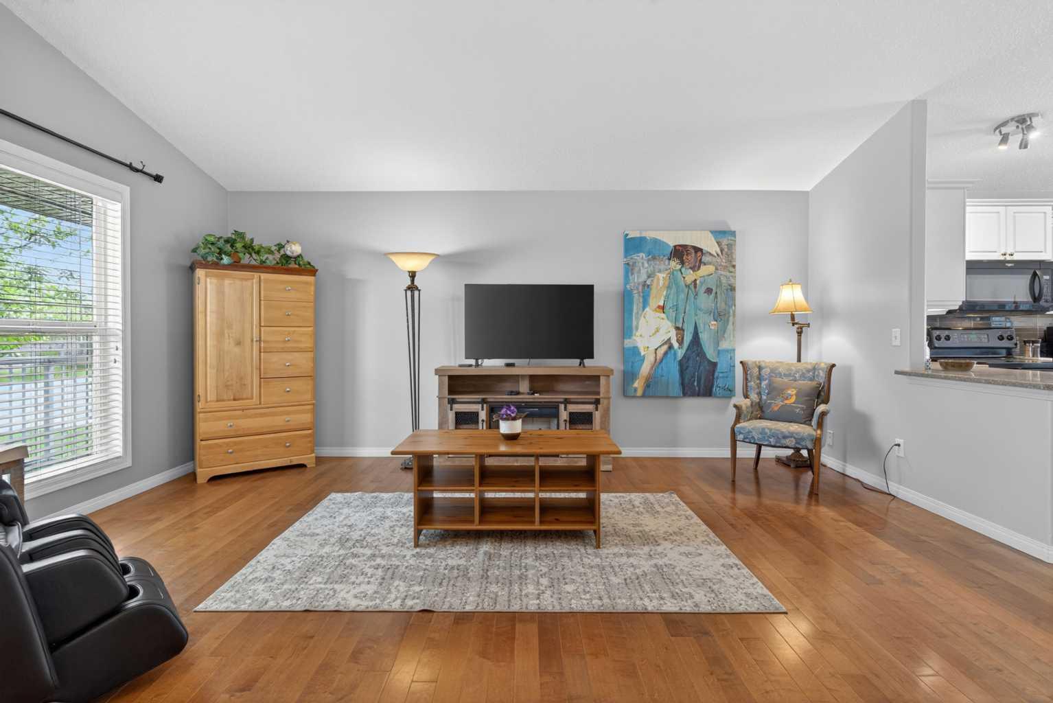 412 Highland Close