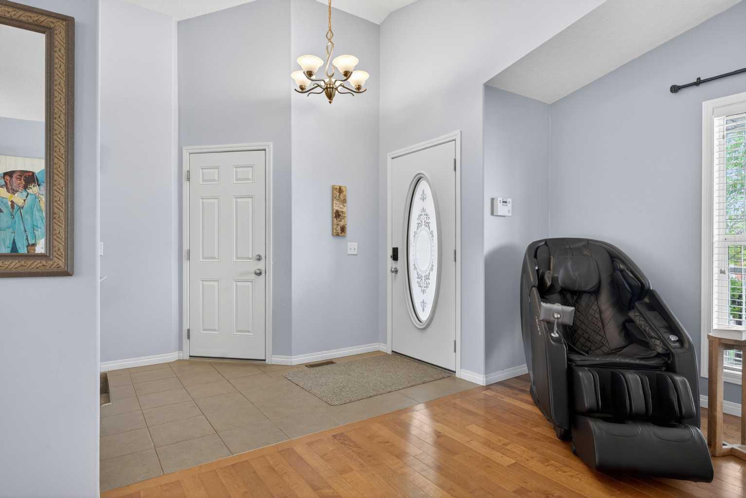 412 Highland Close