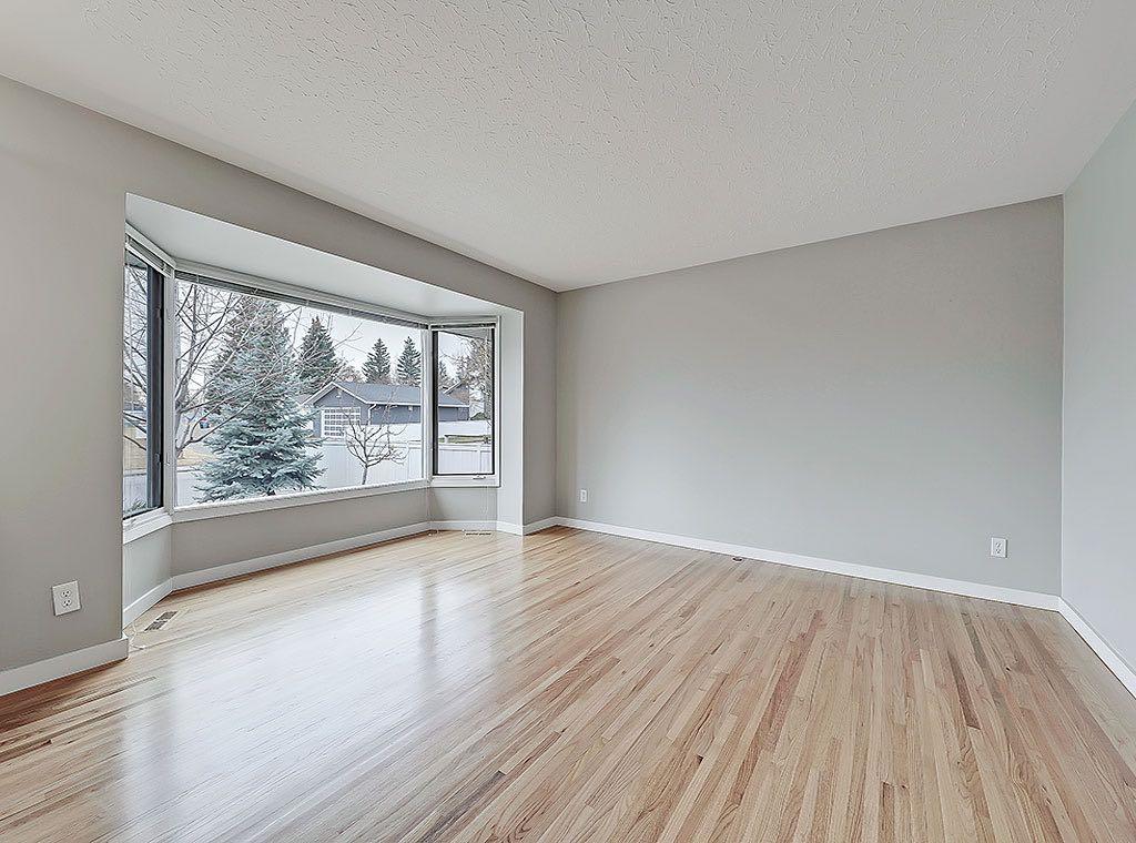 56 Glenpatrick Drive SW