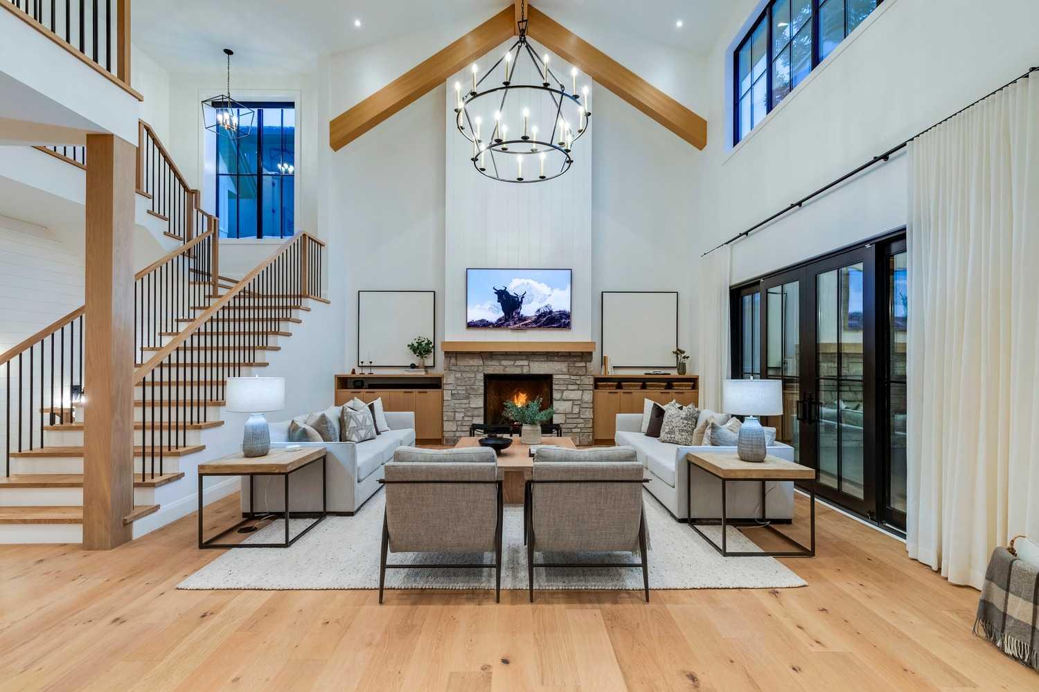 4715 Charles Avenue SW