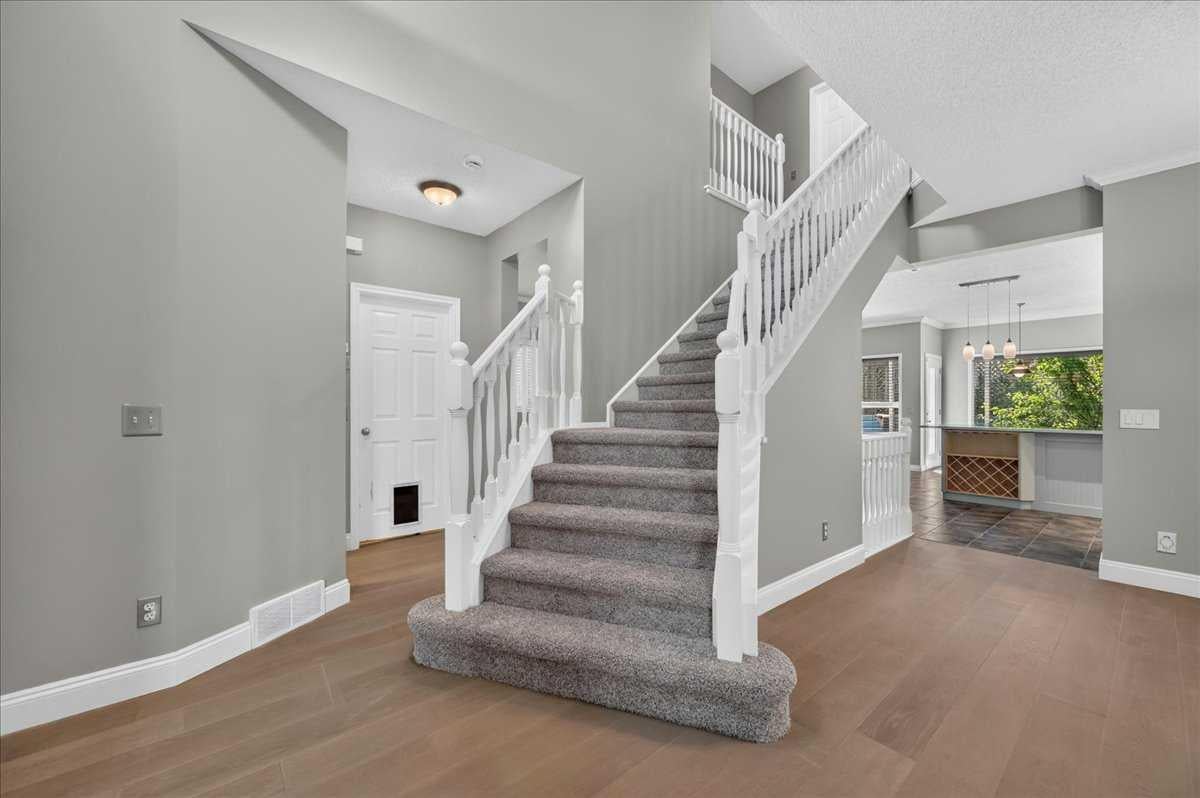 99 Evansbrooke Manor NW