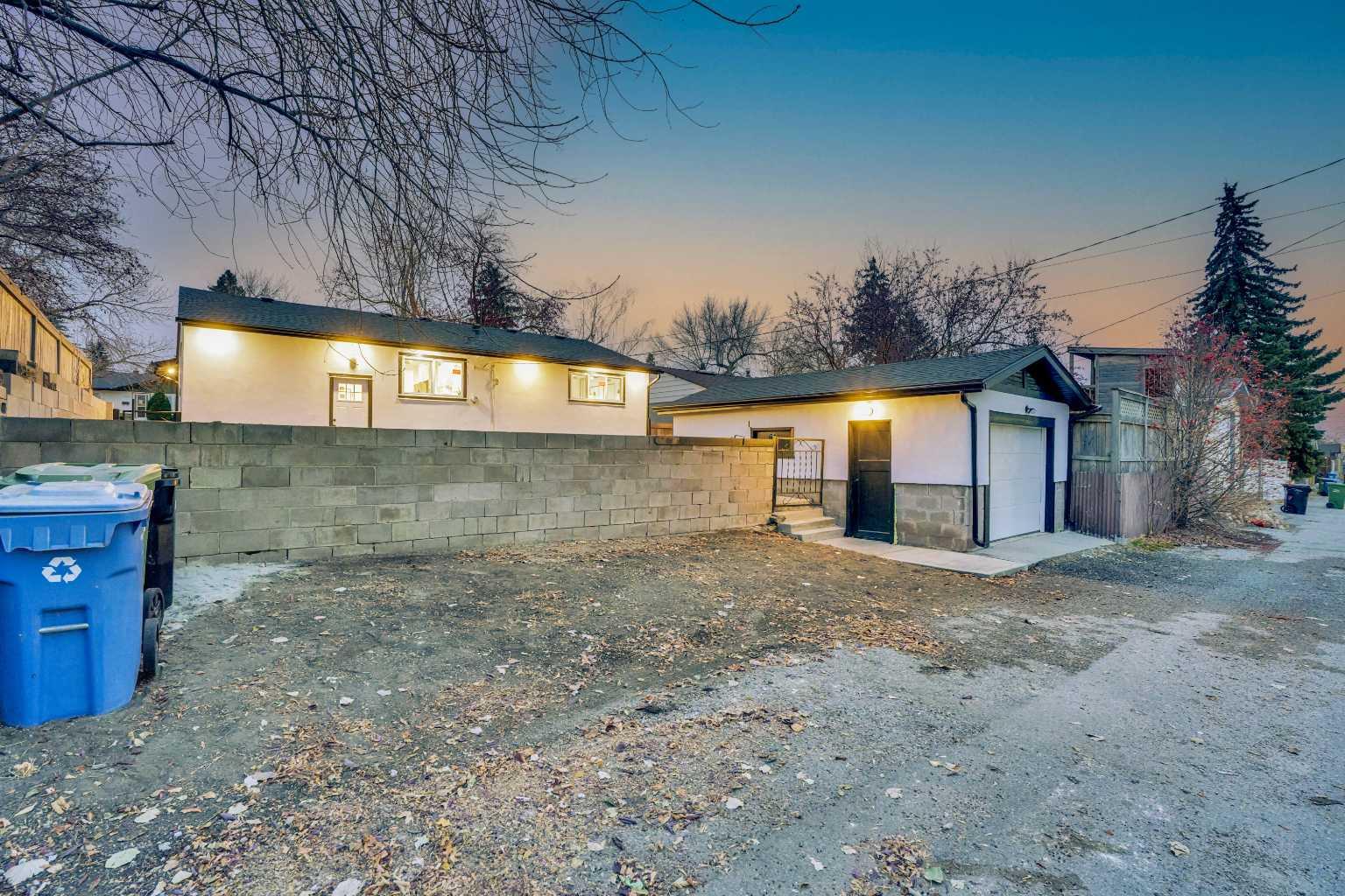 52 Franklin Drive SE