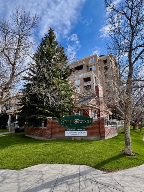 Photo of 24 Hemlock Crescent SW #4107, Calgary, AB T3Z 2Z1 (MLS # A2314014)