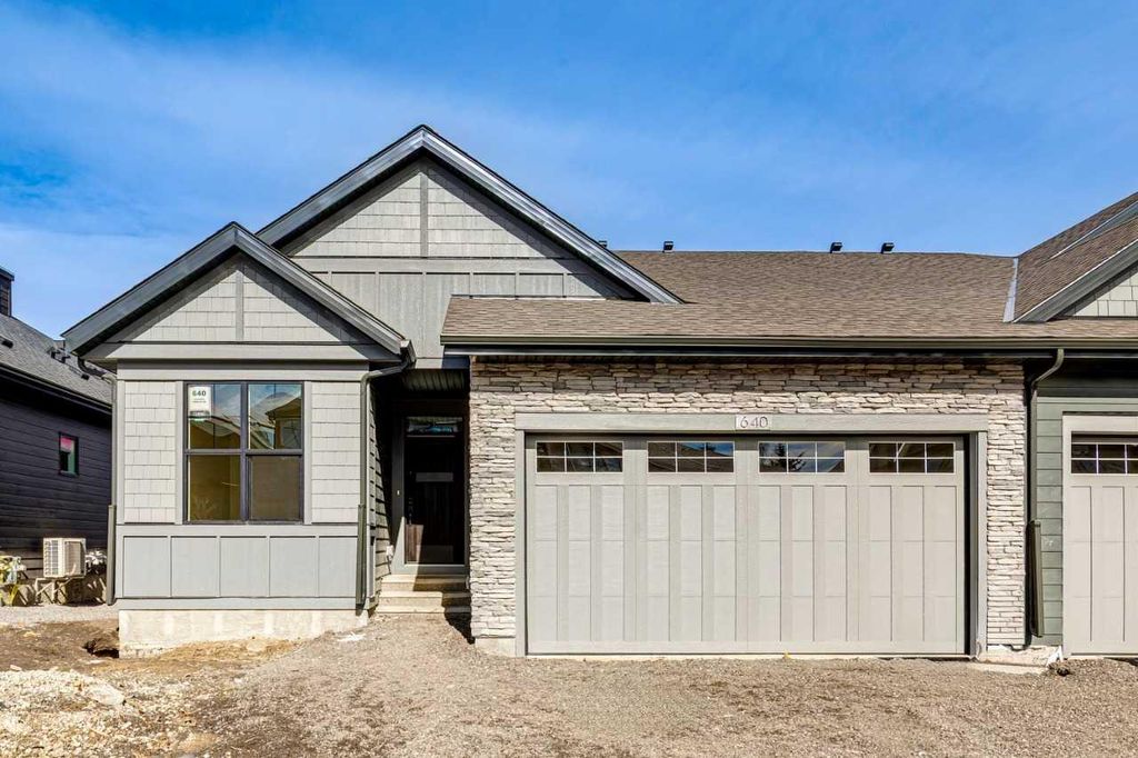 Photo of 640 Shawnee Terrace SW, Calgary, AB T2Y 0X5 (MLS # A2296272)