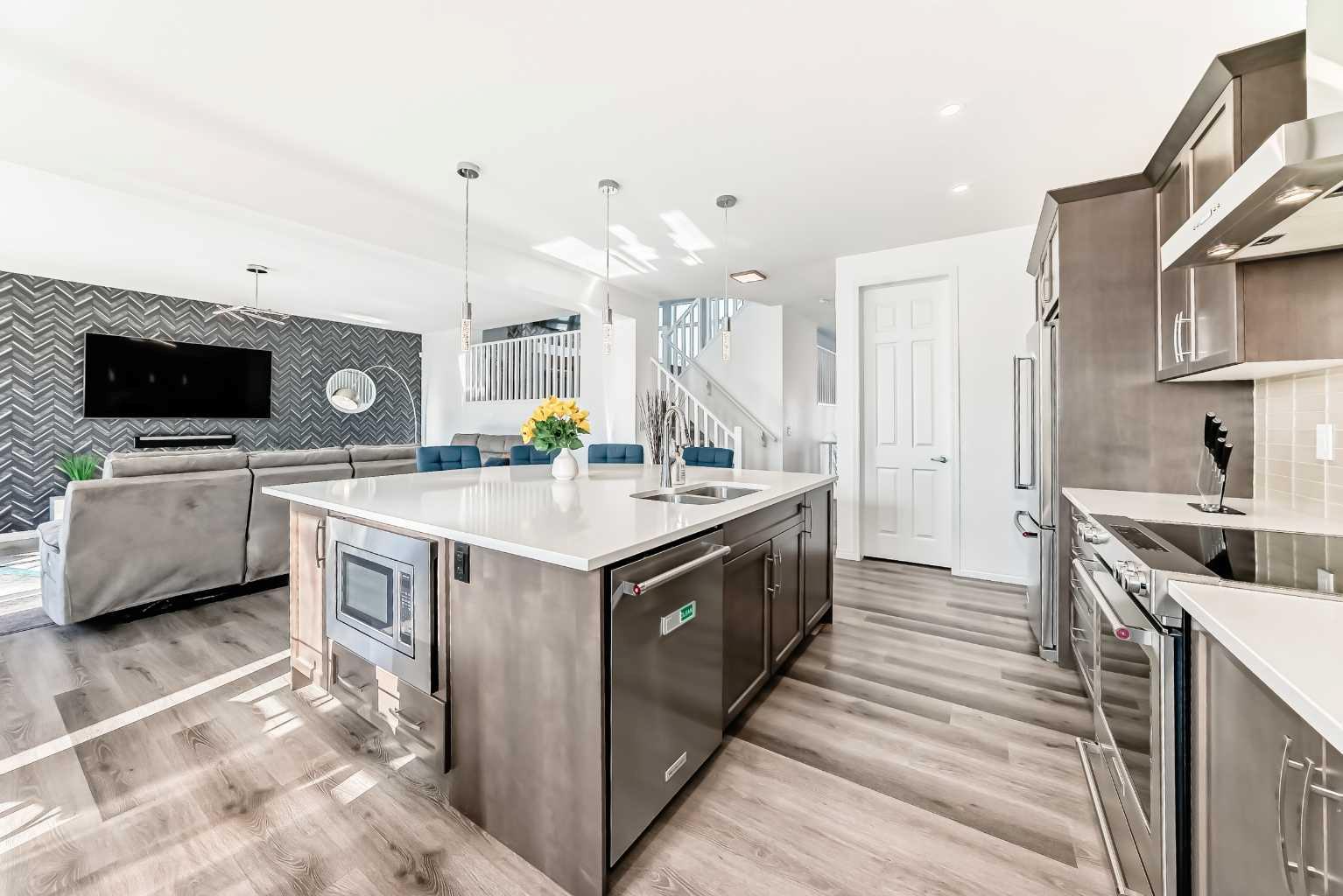 73 Carrington Circle NW