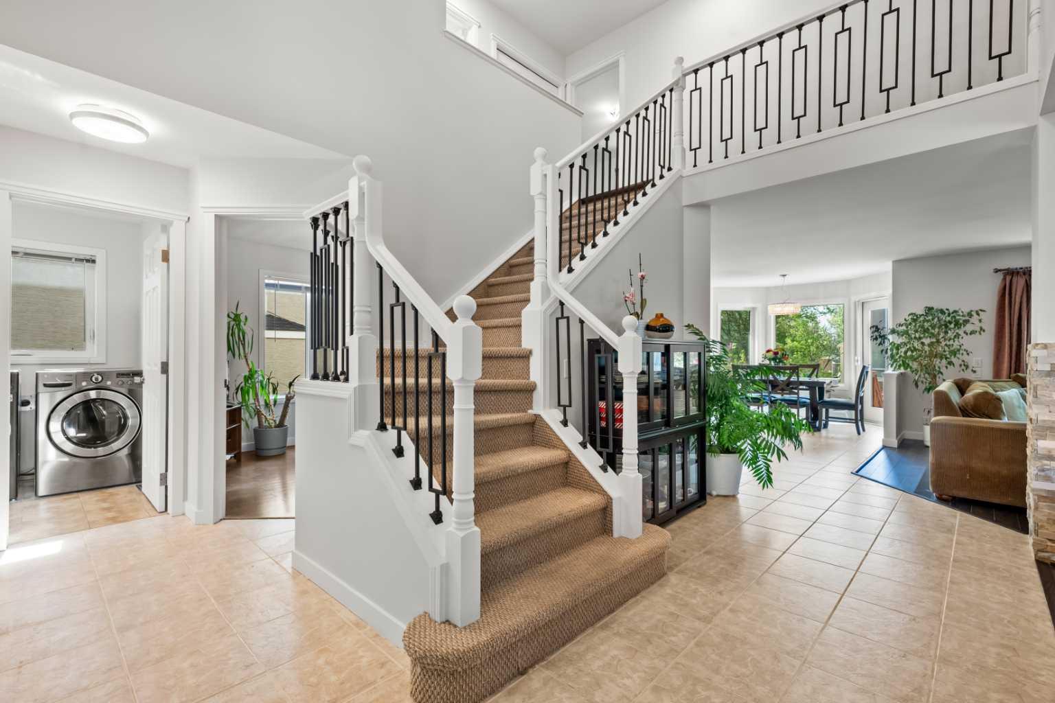 28 Mt Norquay Gate SE