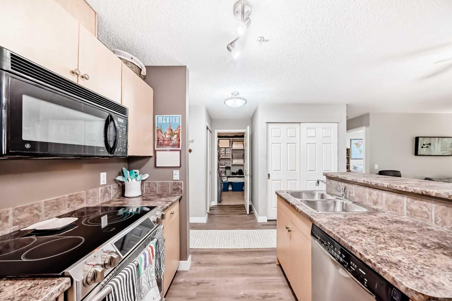 1811 34 Avenue SW 205