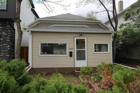1206 5A Avenue Lethbridge AB T1J 0Y2