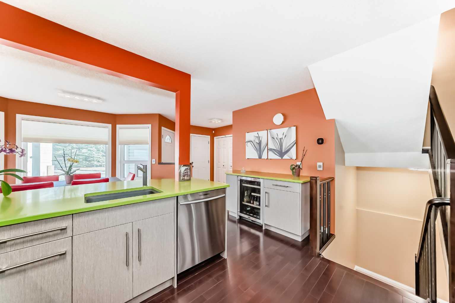 402 Citadel Heights NW