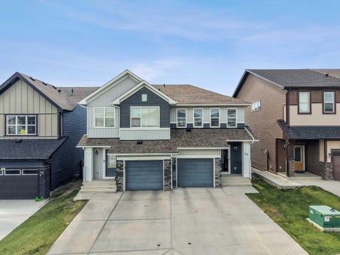 Photo of 69 Carringvue Park NW, Calgary, AB T3P 1L1 (MLS # A2329260)