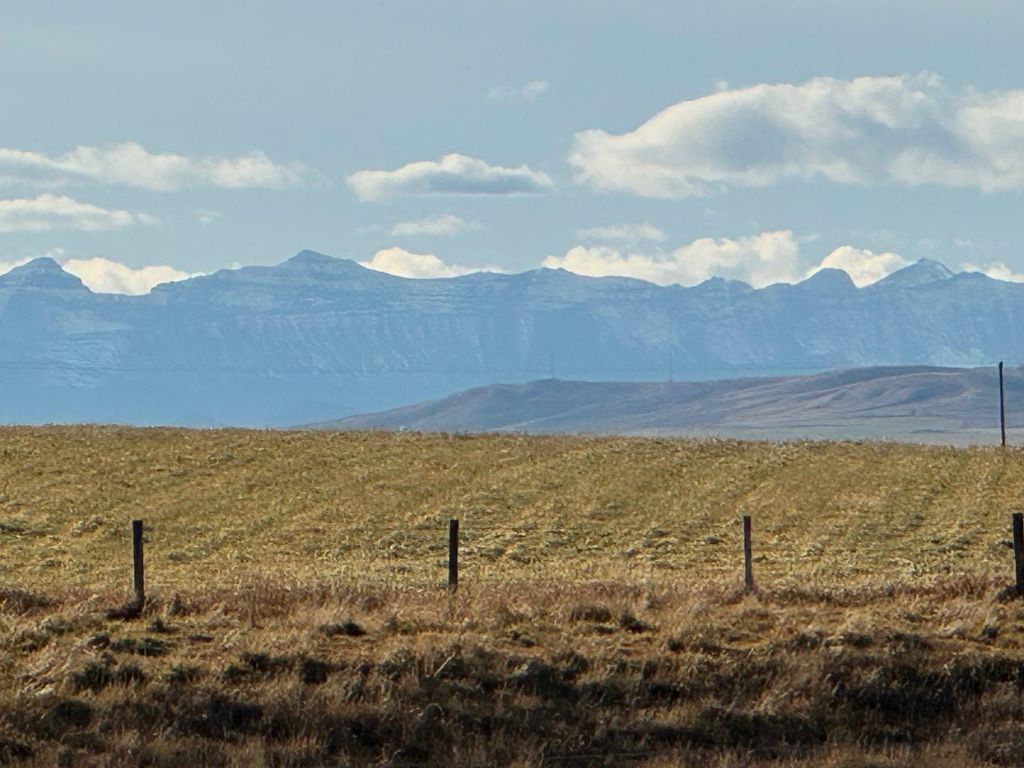 Photo of 40 Street East, Rural Foothills County, AB T1V 1P3 (MLS # A2266620)