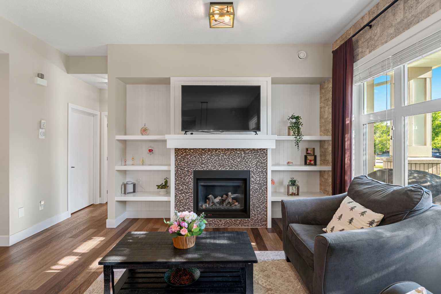 220 Silverado Plains Park SW