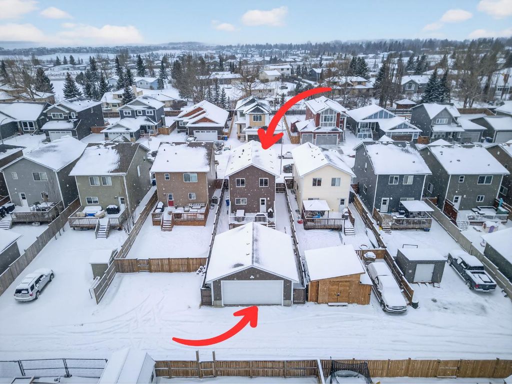 Photo of 62 Mackenzie Way, Carstairs, AB T0M 0N0 (MLS # A2305393)