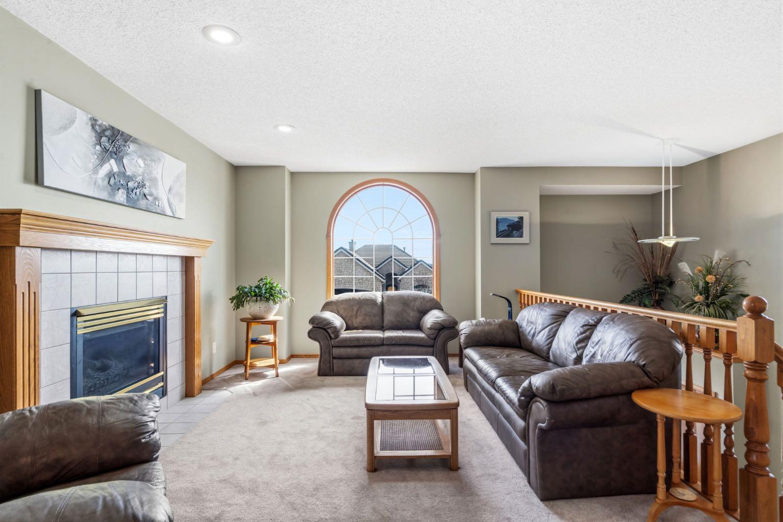 48 Headlands Close