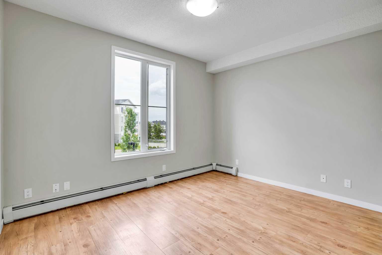 333 Taravista Drive NE 2319