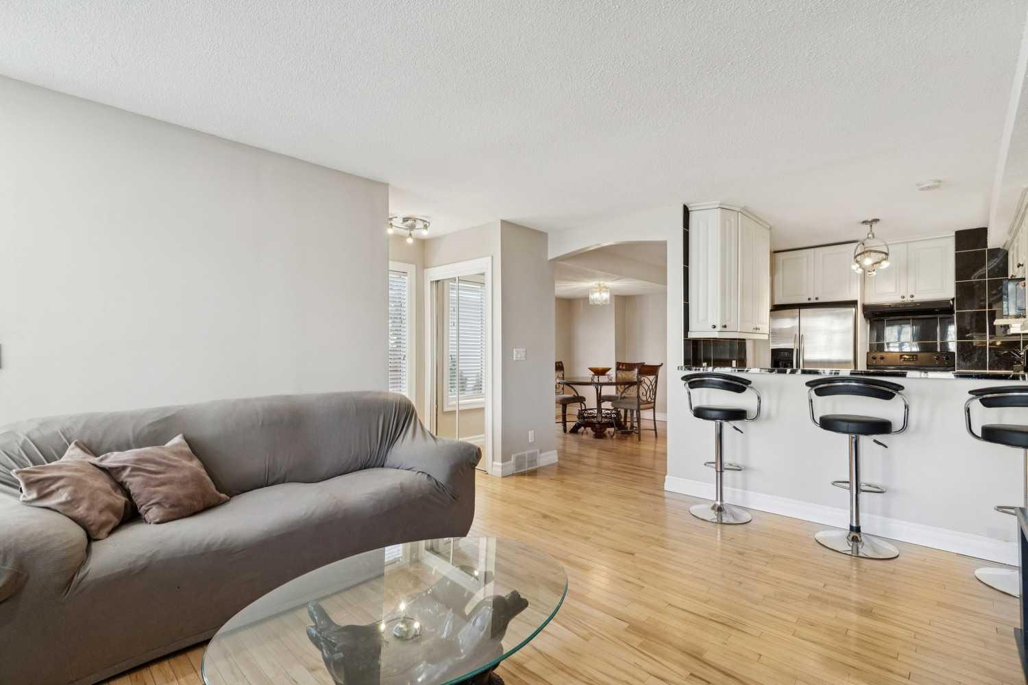 37 Ranch Glen Drive NW