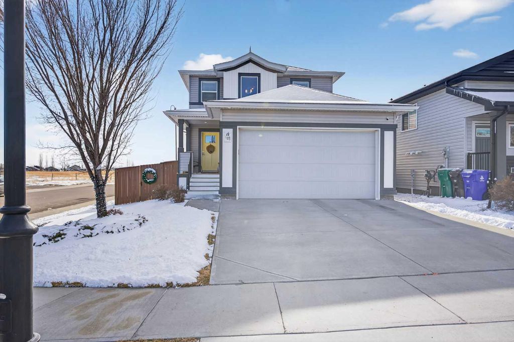Photo of 148 Cabot Landing W, Lethbridge, AB T1J 5K3 (MLS # A2292443)
