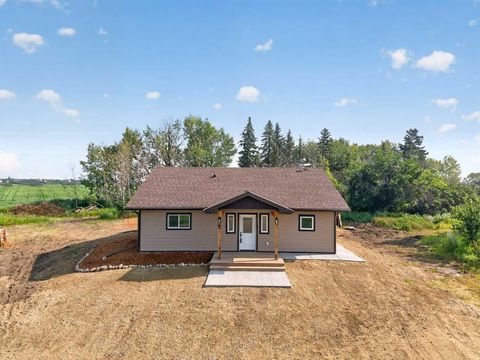 Photo of 21318 TWP 464, Rural Camrose County, AB T0C 0L0 (MLS # A2331821)