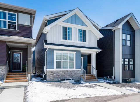 Photo of 76 Lucas Boulevard NW, Calgary, AB T3P 1H9 (MLS # A2303983)