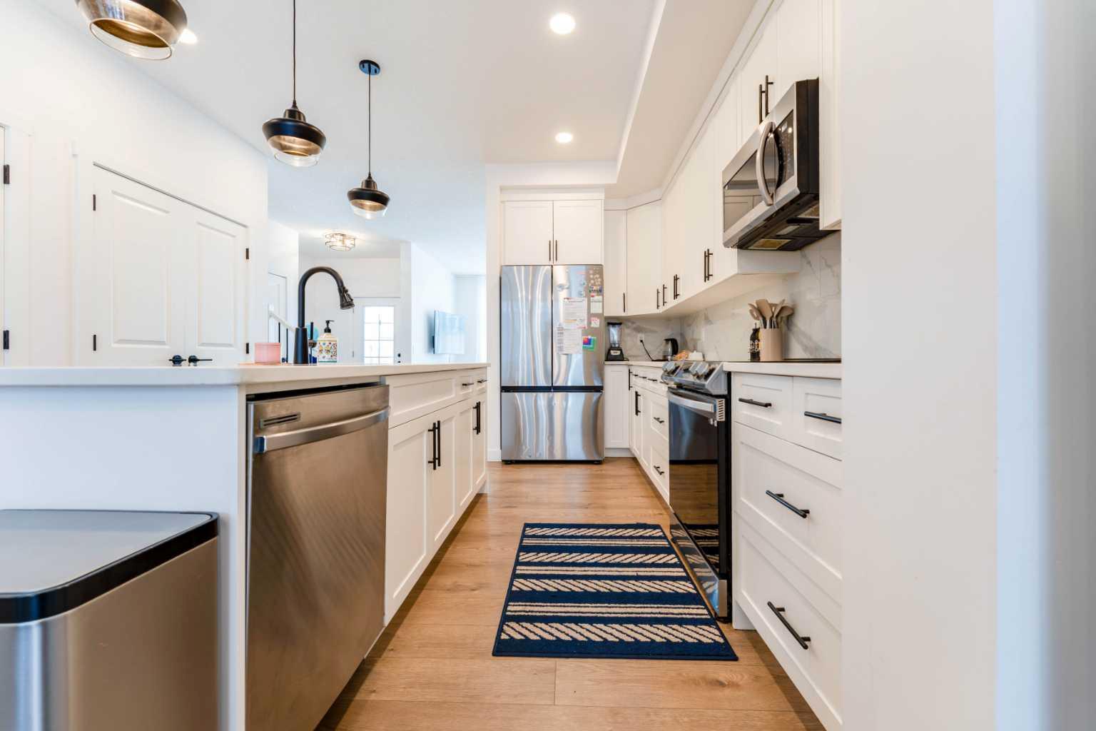 76 Lucas Boulevard NW