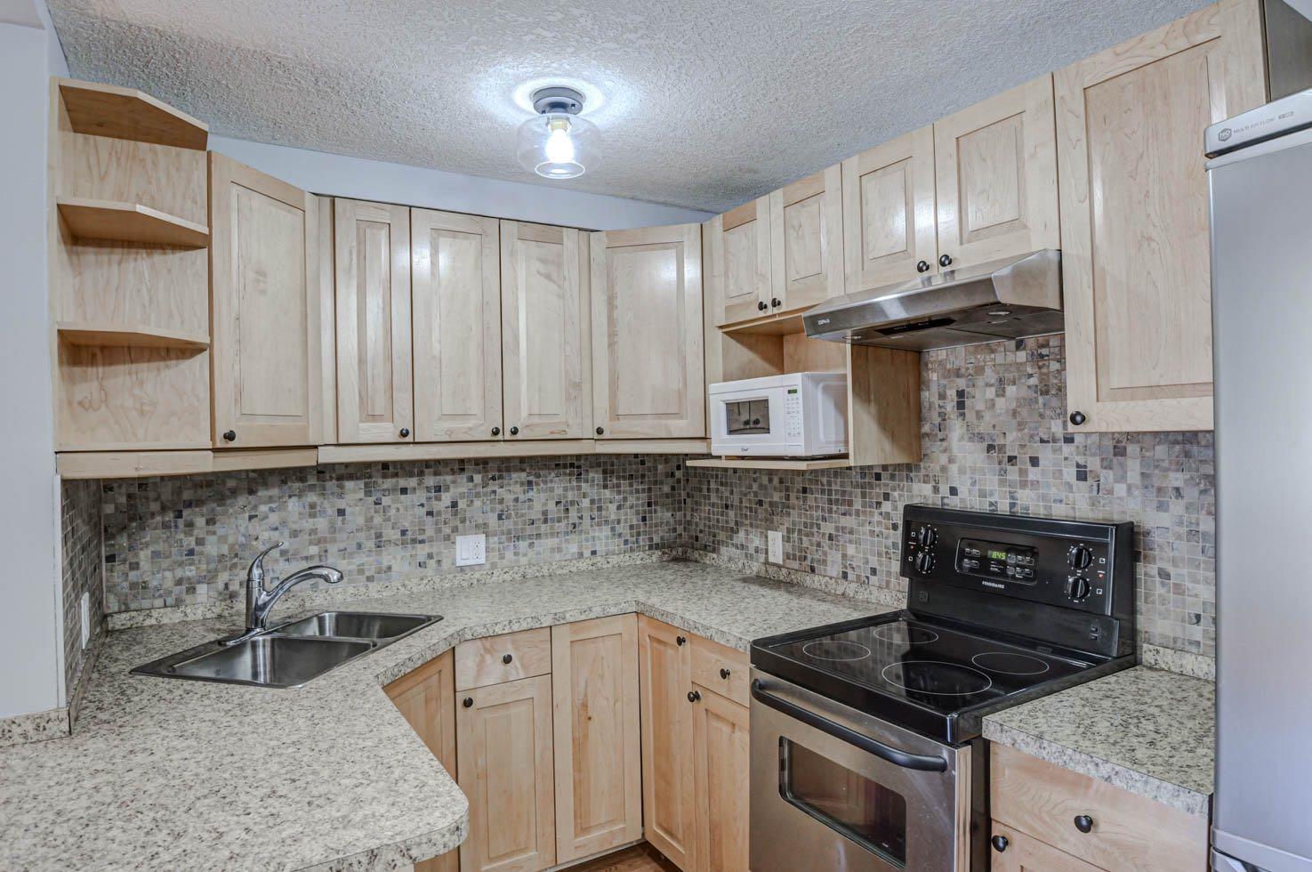 2417 2 Street SW 2