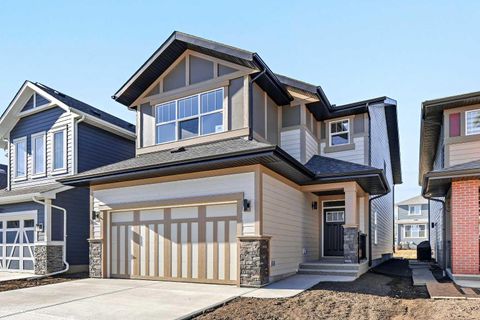 368 Magnolia Crescent SE Calgary AB T3M 3T3