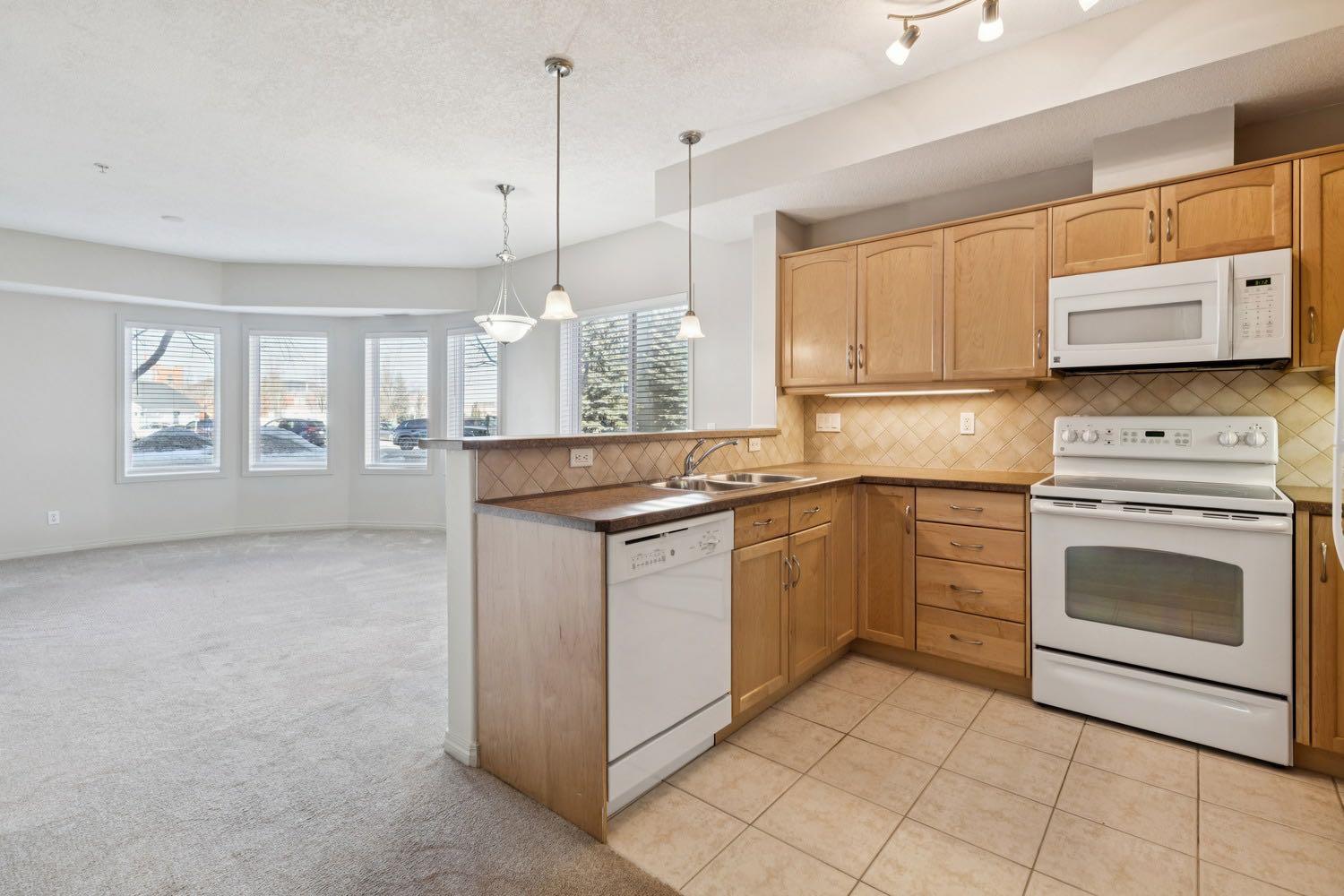 48 Inverness Gate SE 2138