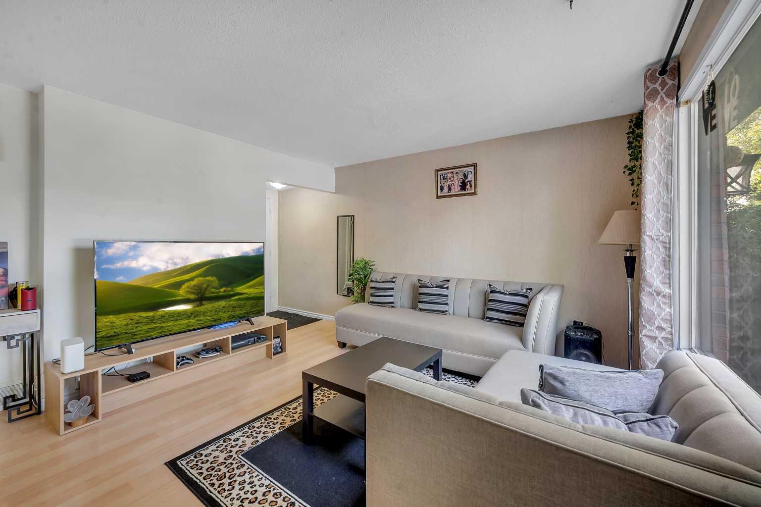 175 Manora Place NE 61