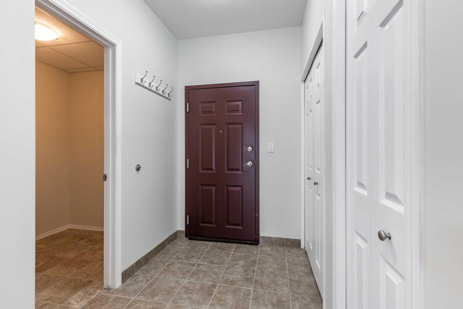 105 Main Street S 102