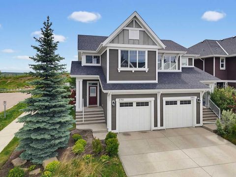 Photo of 590 River Heights Crescent, Cochrane, AB T4C 0R9 (MLS # A2321322)