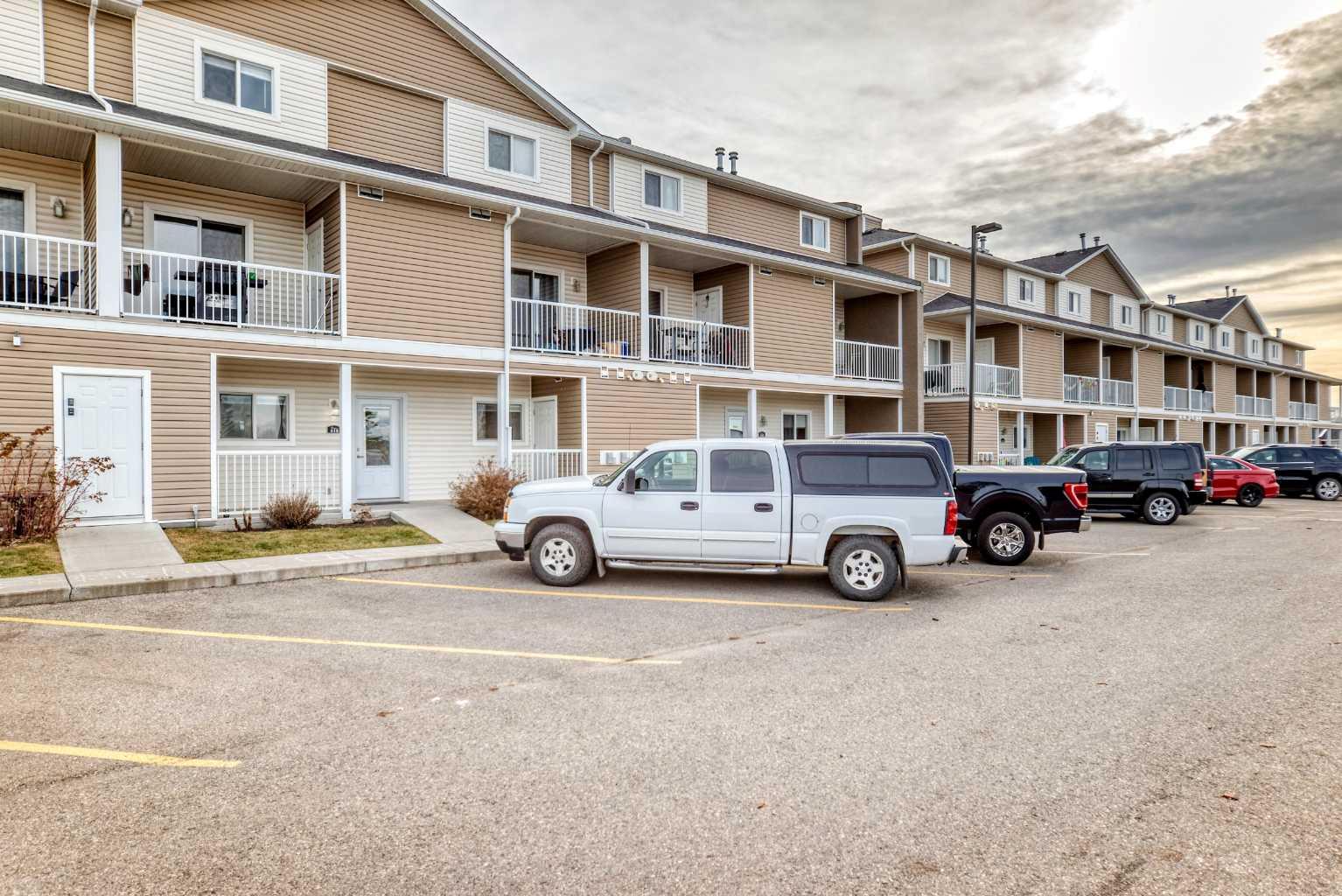 415 Sunrise Terrace NE