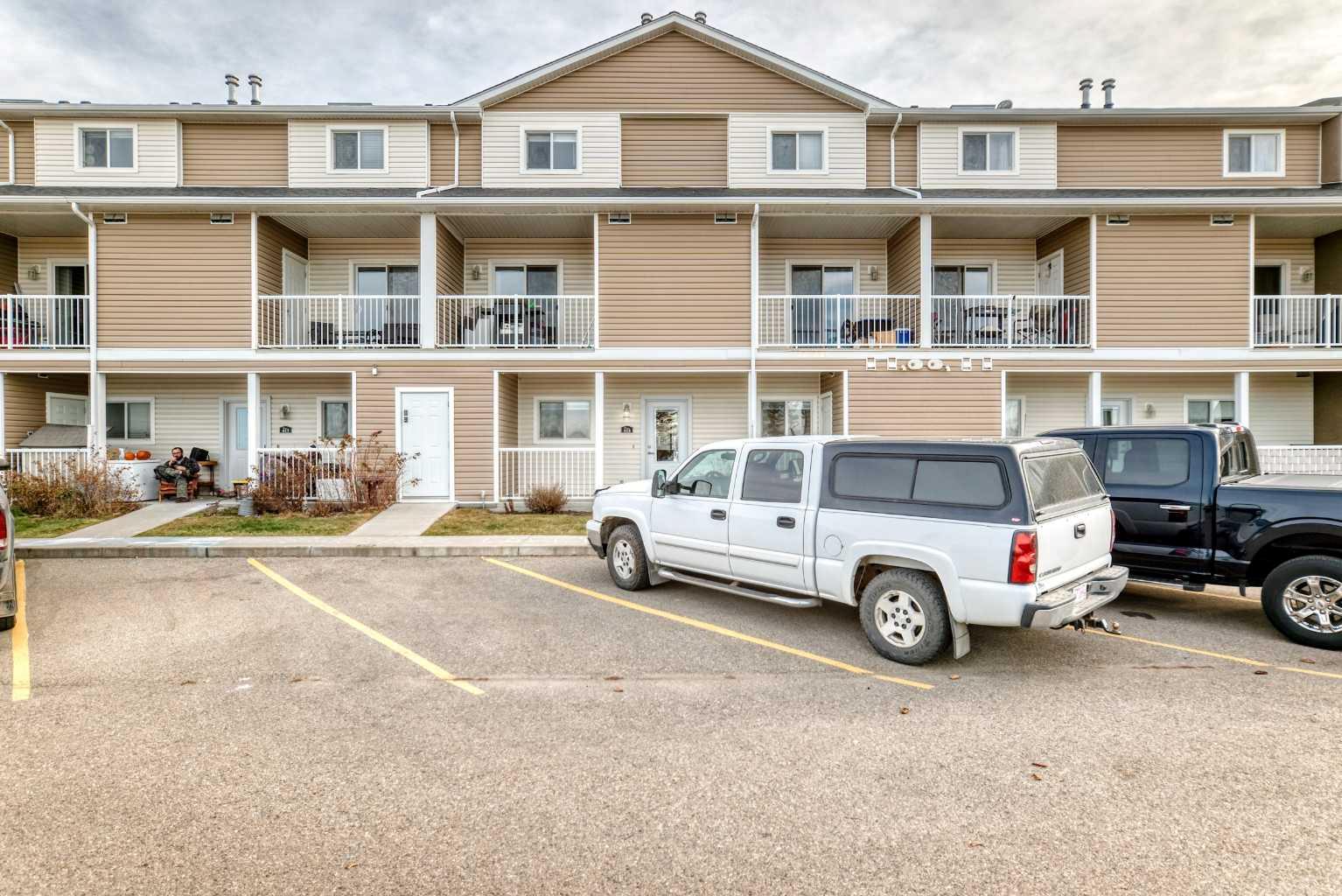 415 Sunrise Terrace NE