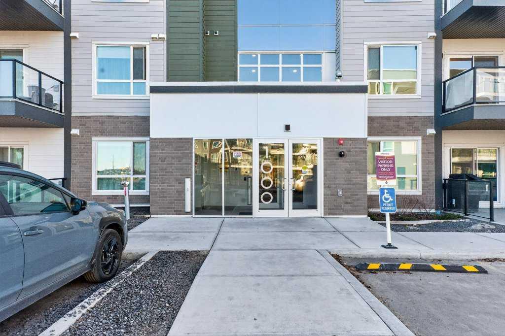 33 Carringham Gate NW 1207