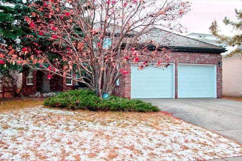 6967 Christie Estate Boulevard SW Calgary AB T3H 2S5