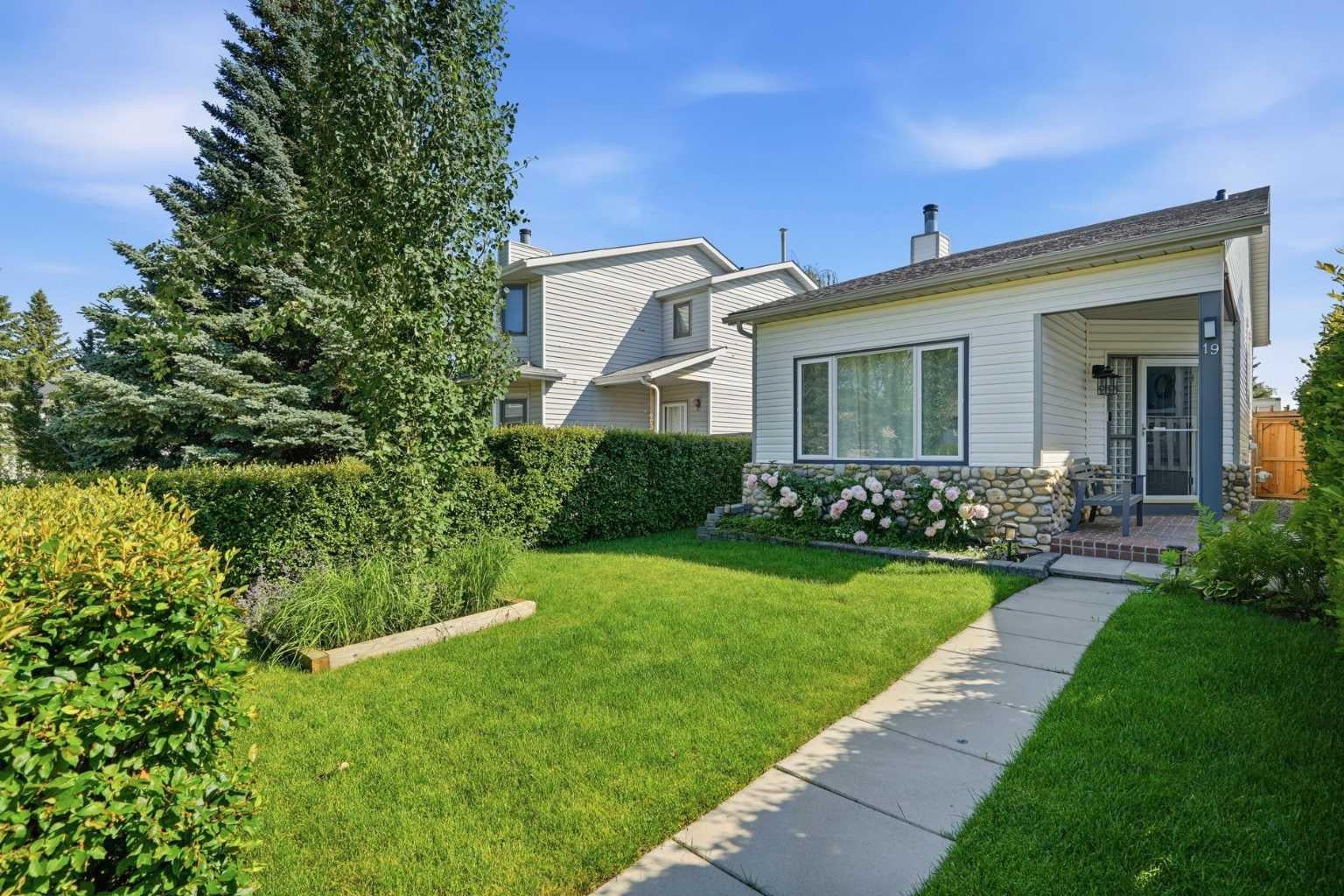 19 Millcrest Way SW