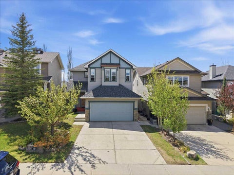 Photo of 305 Evanston View NW, Calgary, AB T3P 1G2 (MLS # A2312328)