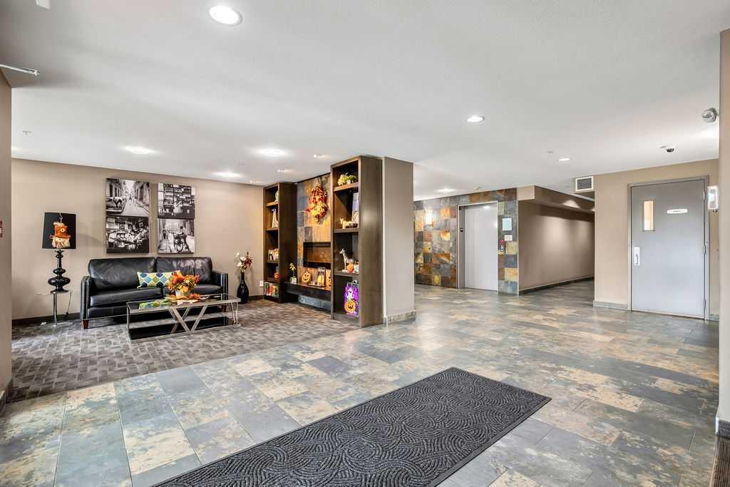 310 Mckenzie Towne Gate SE 2202