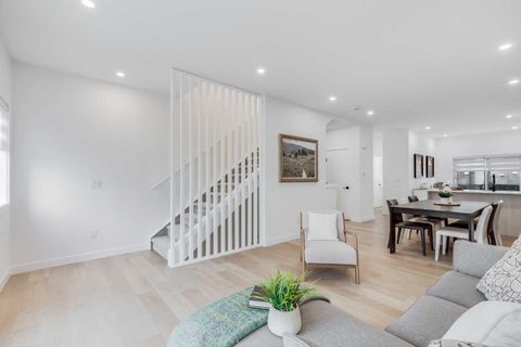 Photo of 903 Mahogany Boulevard SE #22, Calgary, AB T3M 3W9 (MLS # A2264801)