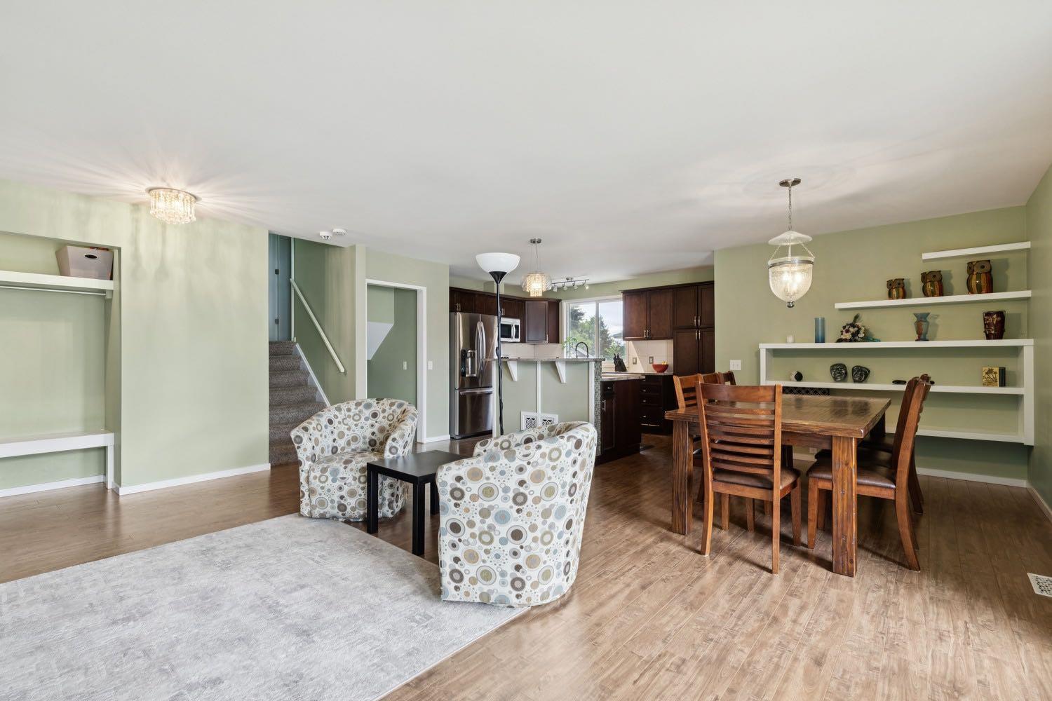 28 Cantrell Bay SW