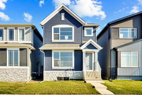 74 Corner Glen Grove NE Calgary AB T3N 2S9