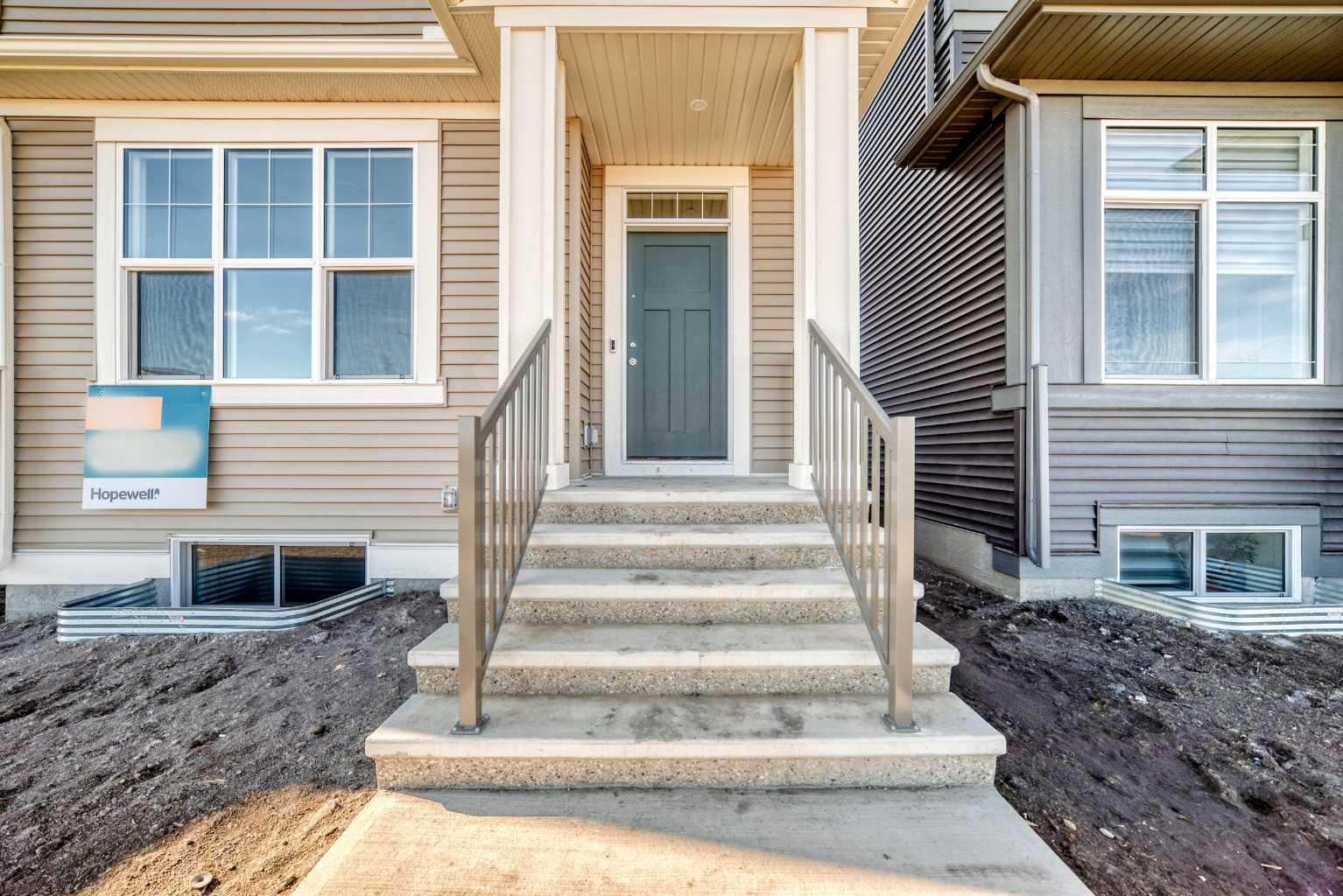 521 Hotchkiss Drive SE