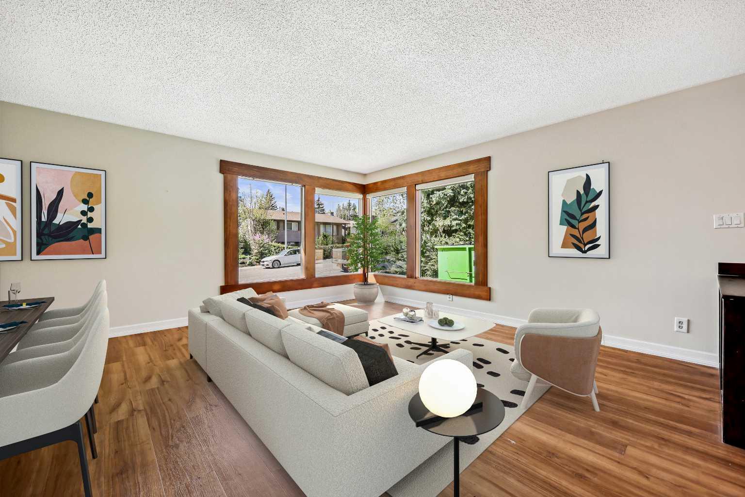 207 Lake Ontario Place SE