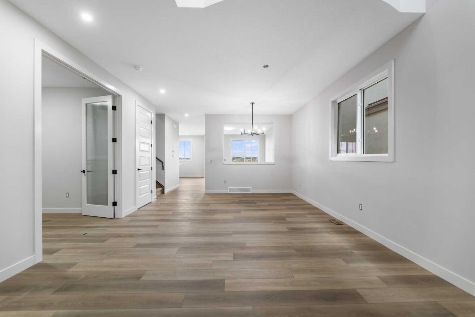 292 Savanna Drive NE