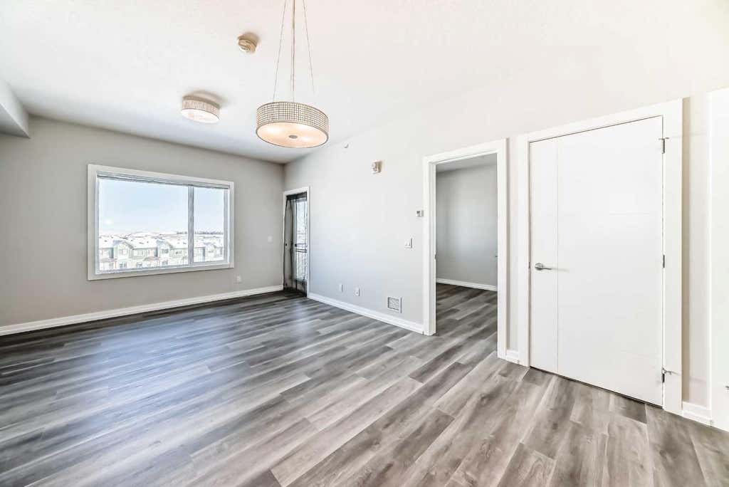 Photo of 24 Sage Hill Terrace NW #319, Calgary, AB T3R 0W9 (MLS # A2336042)